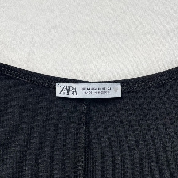 Zara Short Sleeve V Neck Ruched Bodycon Dress in Black Size Medium - Picture 7 of 9